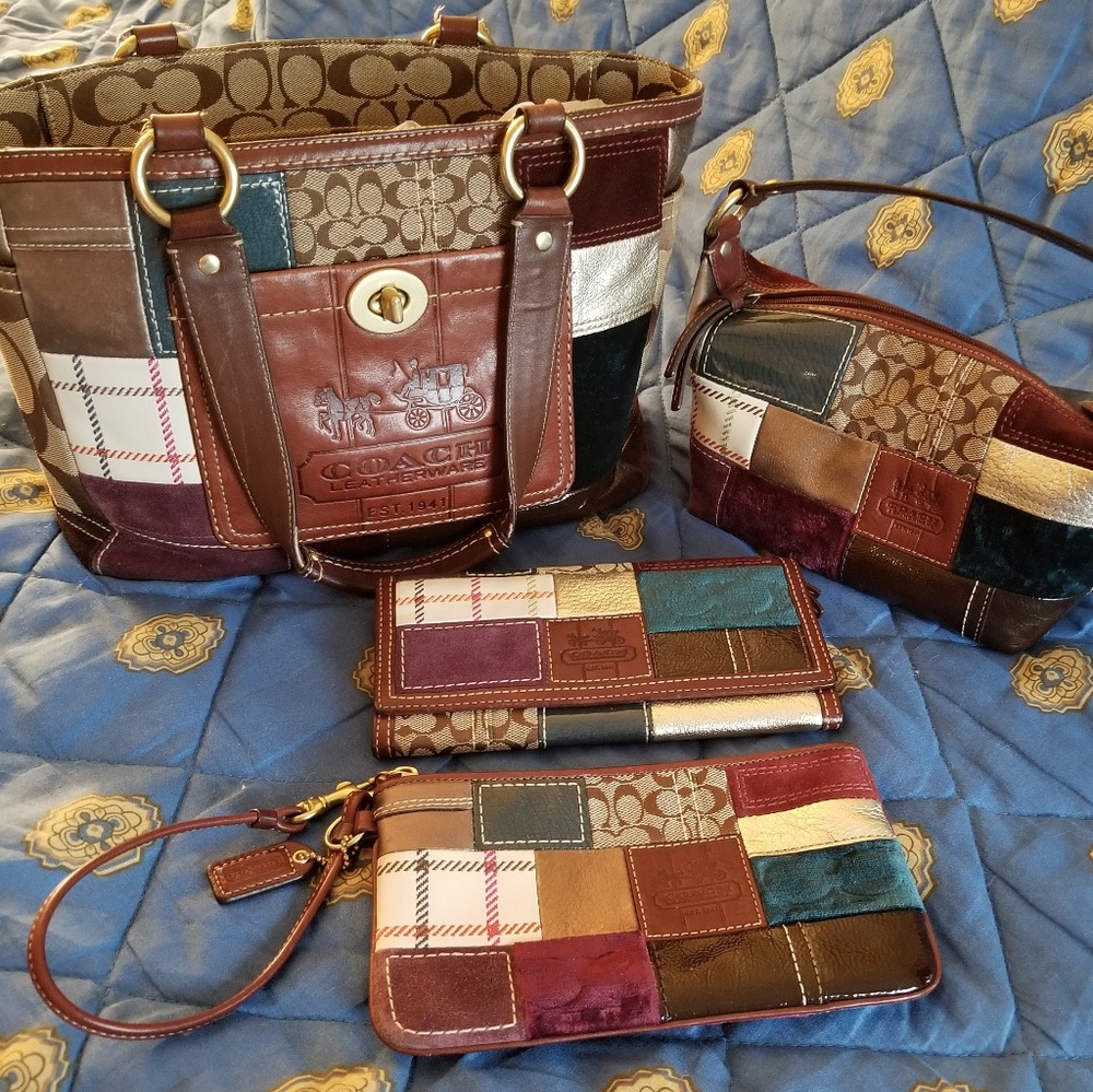 ISO MATCHING makeup bag